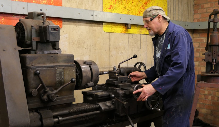 Torno CNC — oficina própria